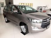 Cần bán Toyota Innova 2.0E đời 2018, 668tr