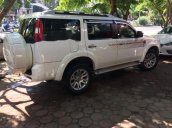 Cần bán lại xe Ford Everest đời 2015, màu trắng
