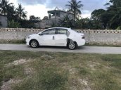 Bán Toyota Vios đời 2009, màu trắng còn mới, giá tốt