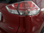 Cần bán Nissan X trail đời 2018, màu đỏ