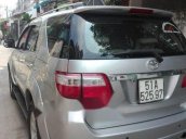 Cần bán lại xe Toyota Fortuner năm sản xuất 2009, màu bạc, giá chỉ 580 triệu