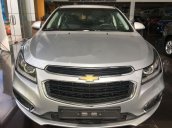 Cần bán Chevrolet Cruze LTZ năm 2018, màu bạc