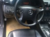 Bán xe Mercedes C200 đời 2003, màu đen