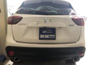 Cần bán xe Mazda CX 5 2.0 đời 2017, màu trắng, giá 820tr