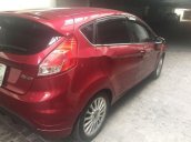 Cần bán xe Ford Fiesta năm sản xuất 2015, màu đỏ như mới