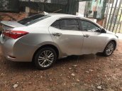 Bán xe Toyota Corolla altis đời 2016, màu bạc  