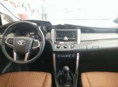 Bán xe Toyota Innova 2.0 E sản xuất năm 2018, màu trắng, giá 713tr