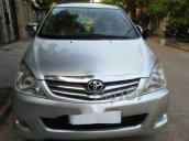 Bán Toyota Innova 2010, màu bạc giá cạnh tranh