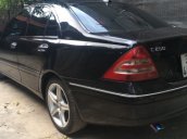 Bán xe Mercedes C200 đời 2003, màu đen