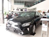 Bán Toyota Camry đời 2018, màu đen