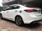 Cần bán Kia Cerato 1.6AT năm 2016, màu trắng