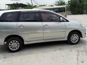 Bán ô tô Toyota Innova năm sản xuất 2013, màu bạc số sàn, giá chỉ 520 triệu