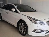 Bán xe Hyundai Sonata sản xuất năm 2015, màu trắng, nhập khẩu Hàn Quốc, 768 triệu