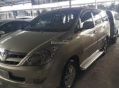 Cần bán xe Toyota Innova G ĐK cuối 2006, đầy đủ tiện ích, xe gia đình sử dụng, không kinh doanh, giá 375tr. Chính chủ