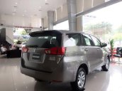 Bán Toyota Innova năm 2018, màu xám, giá chỉ 690 triệu