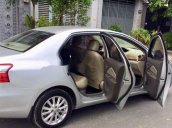 Bán Toyota Vios E đời 2013, màu bạc  