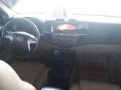 Cần bán xe Toyota Fortuner 2.5G năm 2016, màu trắng, 950tr