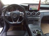 Cần bán lại xe Mercedes năm sản xuất 2016, màu đen xe gia đình