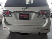 Cần bán xe Toyota Fortuner 2.5G năm 2016, màu trắng, 950tr