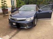 Bán xe Toyota Camry đời 2016, màu xanh lam chính chủ