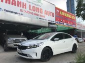 Bán xe Kia Cerato 1.6 năm sản xuất 2016, màu trắng, giá cạnh tranh