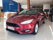 Bán Ford Focus Trend AT Ecoboots đời 2018, màu đỏ