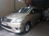 Cần bán lại xe Toyota Innova 2012, màu bạc, giá chỉ 495 triệu