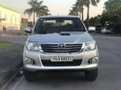 Bán Toyota Hilux năm sản xuất 2011, màu bạc, xe nhập 
