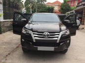 Cần bán gấp Fortuner 2017 máy dầu, nhập Indonesia, màu nâu, xe đi 12000km