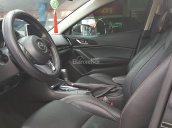 Bán xe Mazda 3 1.5AT 2017, màu đen