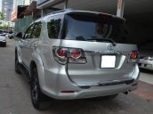 Cần bán xe Toyota Fortuner 2.5G MT đời 2015, màu bạc