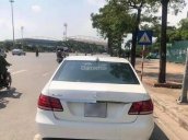 Bán xe Mercedes E200 sản xuất năm 2015, màu trắng