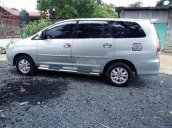 Bán xe Toyota Innova V sản xuất năm 2010, màu bạc chính chủ, giá chỉ 450 triệu