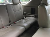 Cần bán gấp Toyota Innova MT năm 2013, màu đen giá cạnh tranh