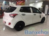 Bán ô tô Hyundai Grand i10 đời 2015, màu trắng 