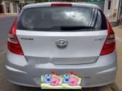 Cần bán gấp Hyundai i30 2009, màu bạc, nhập khẩu xe gia đình, giá tốt