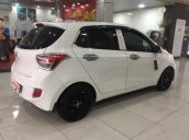 Cần bán lại xe Hyundai Grand i10 sản xuất năm 2015, màu trắng, nhập khẩu