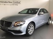 Bán xe Mercedes E200 sản xuất năm 2016, màu bạc