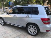 Cần bán lại xe Mercedes GLK300 4Matic năm 2009, màu bạc chính chủ