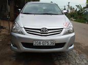 Cần bán gấp Toyota Innova G sản xuất năm 2010, màu bạc