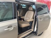 [Kia Giải Phóng] bán Kia Sedona DAT đời 2018, máy dầu, màu vàng cát. Sang trọng và tiện nghi