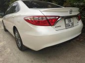 Bán Toyota Camry SE 2.5 AT sản xuất năm 2015, màu trắng, nhập khẩu nguyên chiếc