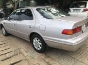 Bán Toyota Camry năm 2001, màu hồng phấn