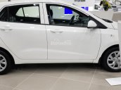 Cần bán Hyundai Grand i10, màu trắng, có xe giao ngay