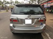 Cần tiền xay nhà bán xe Fortuner 2010, số sàn, máy dầu, màu bạc bao đẹp