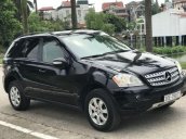 Cần bán gấp Mercedes ML 350 đời 2005, màu đen, nhập khẩu nguyên chiếc