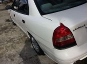 Cần bán xe Daewoo Nubira đời 2003, màu trắng