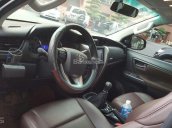 Bán Fortuner 2017 cũ giá rẻ, đang có 3 xe trưng bày ở showroom, bao test thầy thợ, hỗ trợ vay