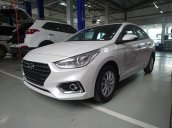 Bán Hyundai Accent 2018 màu trắng số sàn bản đủ, hỗ trợ vay trả góp đến 90%, lh: 090 467 5566