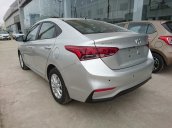 Bán Hyundai Accent 2018 màu bạc bản đủ, hỗ trợ vay trả góp đến 90%, lh: 090 467 5566